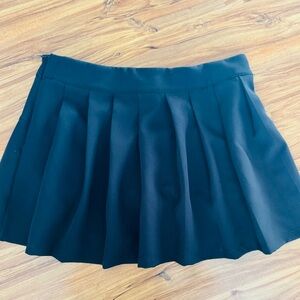 Ladies Classic Black Pleated Skirt-built in shorts